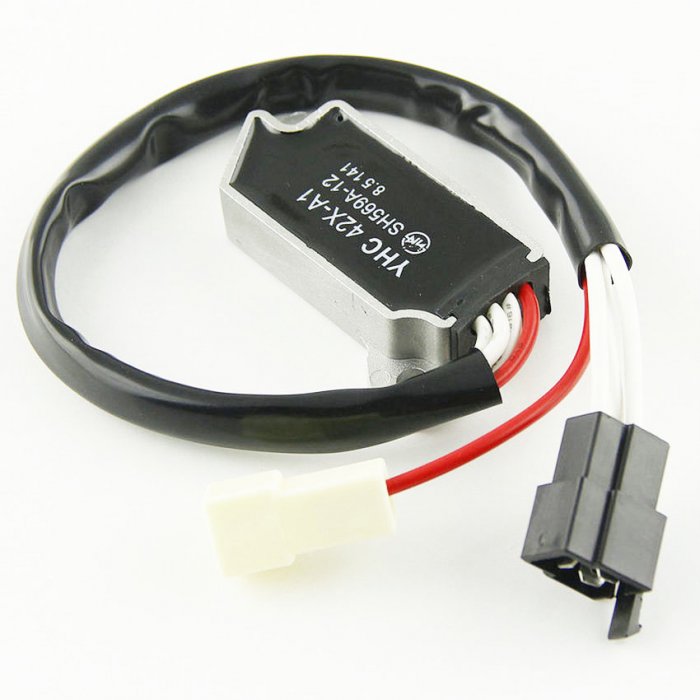 Реле-регулятор напряжения RT064