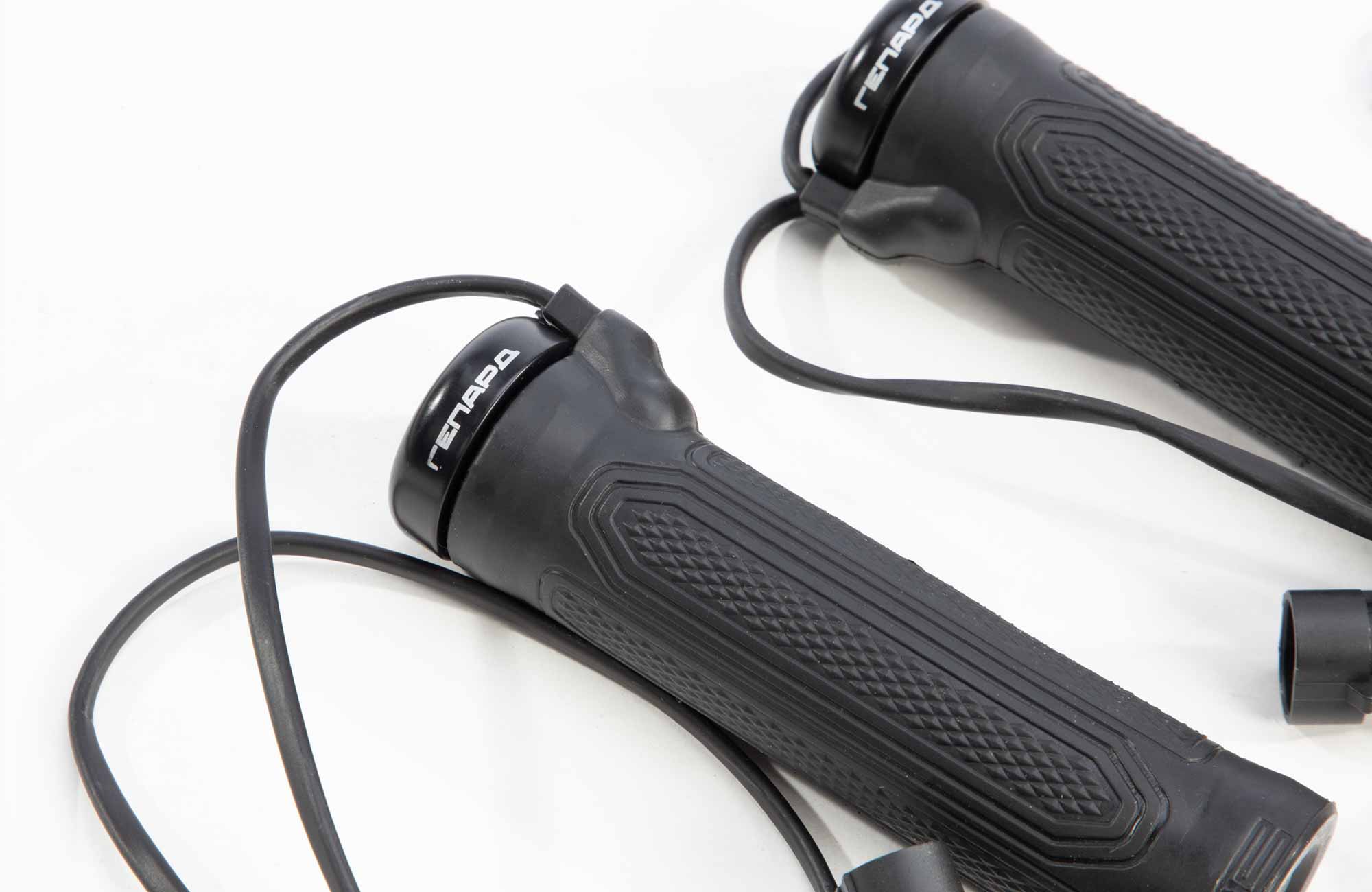 Ручки руля и курок газа с подогревом и терморегулятором